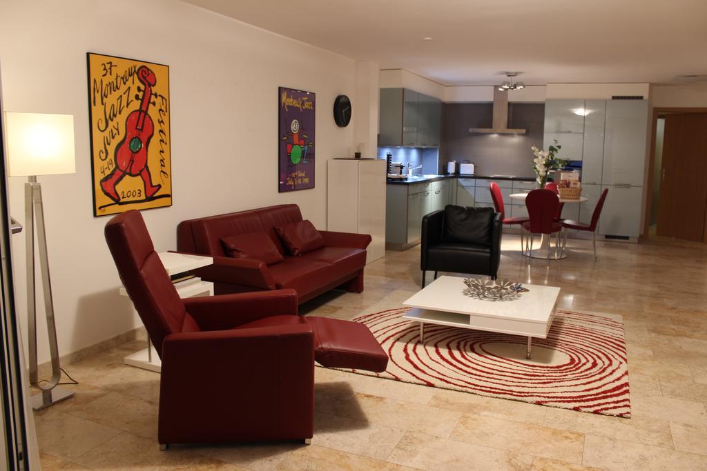 Montreux Lake View Apartments City Centre Экстерьер фото