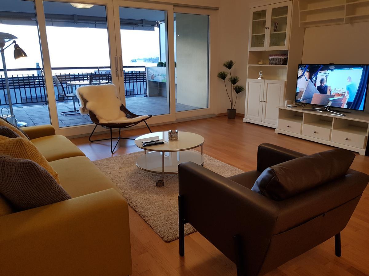 Montreux Lake View Apartments City Centre Экстерьер фото
