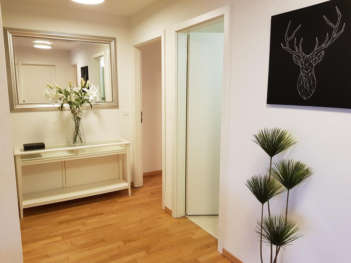 Montreux Lake View Apartments City Centre Экстерьер фото